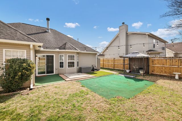 800 Thomas Bay Ct, Antioch, TN 37013