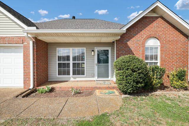 800 Thomas Bay Ct, Antioch, TN 37013