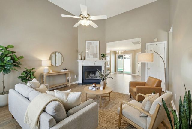 800 Thomas Bay Ct, Antioch, TN 37013