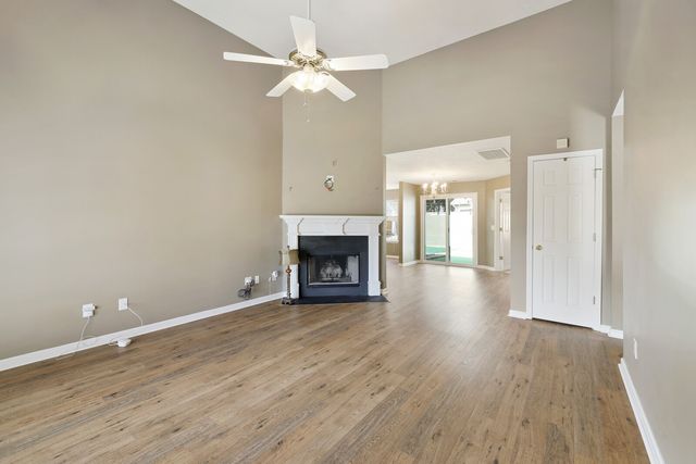 800 Thomas Bay Ct, Antioch, TN 37013