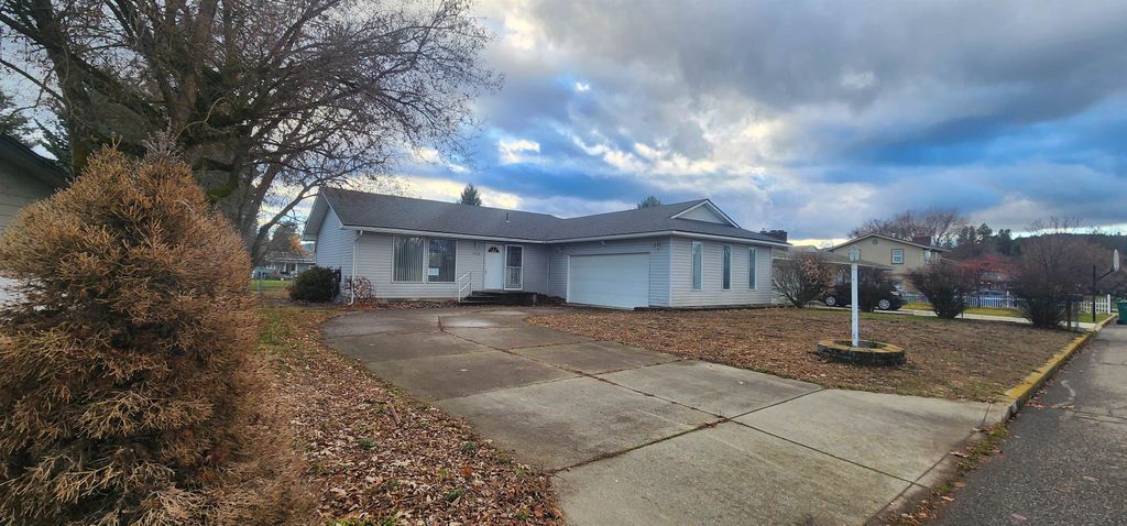 11718 E 31st Ave, Spokane Valley, WA 99206