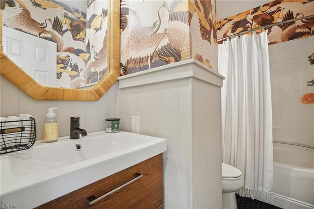 237 W 27th ST, Norfolk, VA 23517