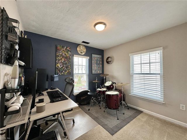 237 W 27th ST, Norfolk, VA 23517