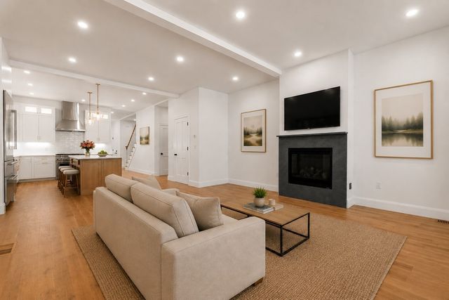 129 Jewett Street 1, Newton, MA 02458