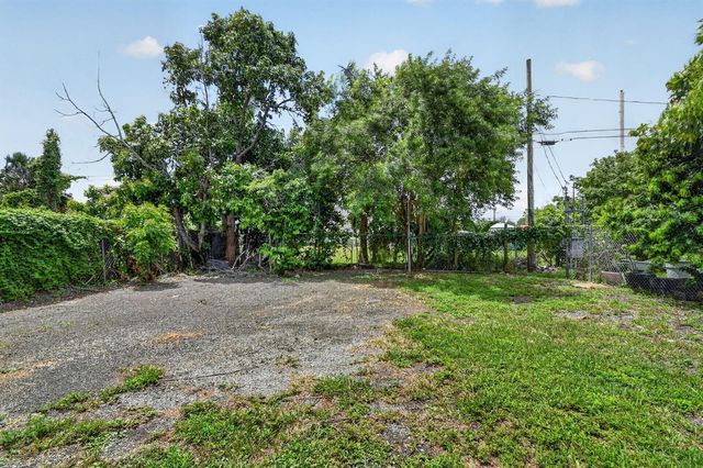 4710 Sunset Ranch Road, West Palm Beach, FL 33415
