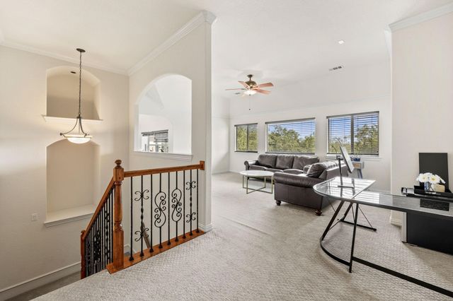 804 Bentwater Parkway, Grand Prairie, TX 75104