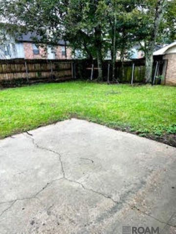 13658 Chalmette Ave, Baton Rouge, LA 70810