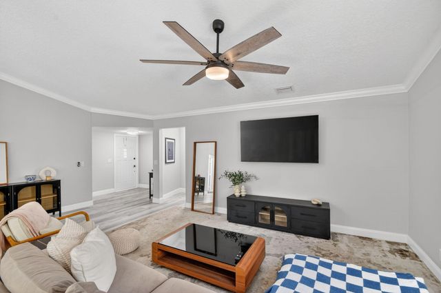 1630 NW 22nd Avenue, Delray Beach, FL 33445