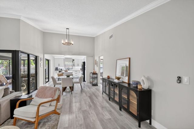 1630 NW 22nd Avenue, Delray Beach, FL 33445