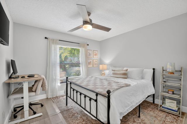 1630 NW 22nd Avenue, Delray Beach, FL 33445