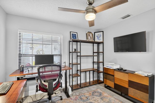 1630 NW 22nd Avenue, Delray Beach, FL 33445
