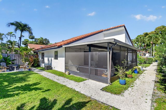1630 NW 22nd Avenue, Delray Beach, FL 33445