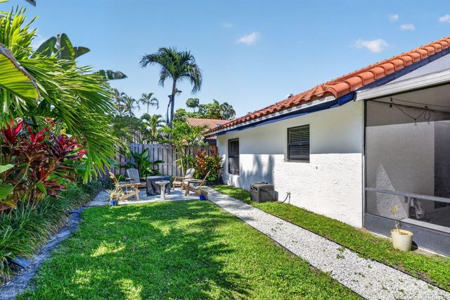 1630 NW 22nd Avenue, Delray Beach, FL 33445