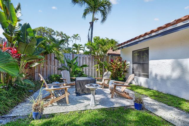 1630 NW 22nd Avenue, Delray Beach, FL 33445