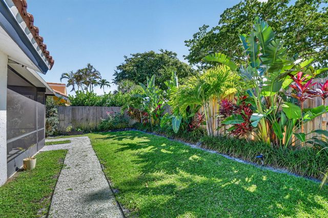 1630 NW 22nd Avenue, Delray Beach, FL 33445