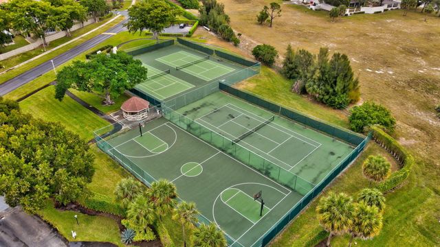 1630 NW 22nd Avenue, Delray Beach, FL 33445
