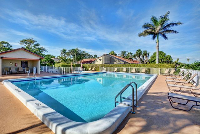 1630 NW 22nd Avenue, Delray Beach, FL 33445