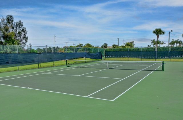 1630 NW 22nd Avenue, Delray Beach, FL 33445