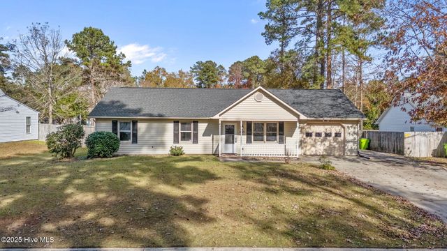 3434 Preakness Place, New Bern, NC 28562