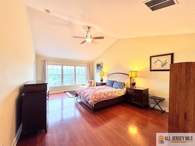 68 S Shore Drive 21, South Amboy, NJ 08879