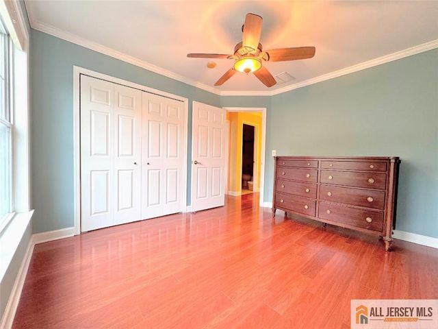 68 S Shore Drive 21, South Amboy, NJ 08879