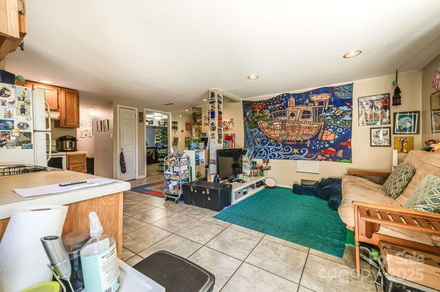 26 Elkmont Drive, Asheville, NC 28804