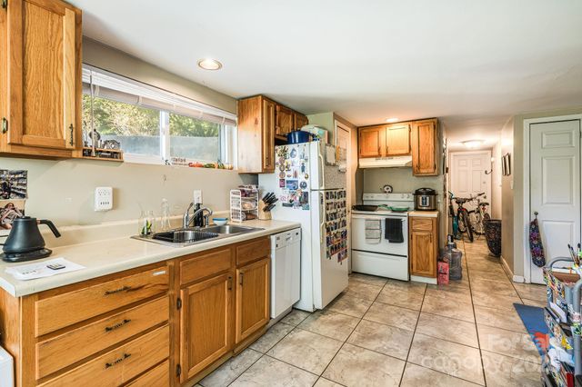 26 Elkmont Drive, Asheville, NC 28804