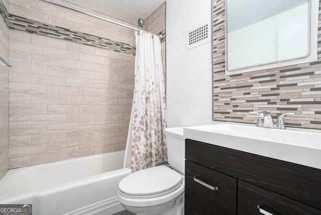 2965 Pharr Court South NW 614, Atlanta, GA 30305