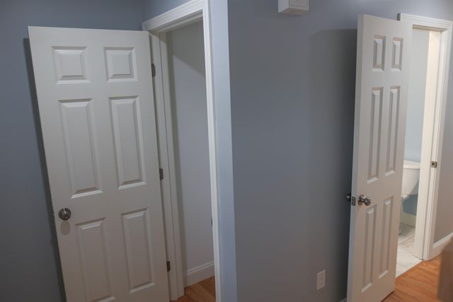 21 Library Street, Hudson, NH 03051