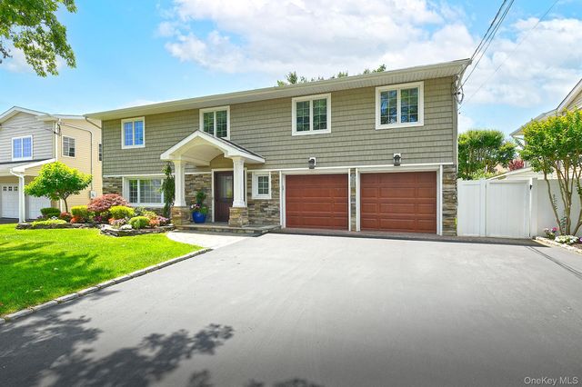 1932 Cynthia Lane, Merrick, NY 11566