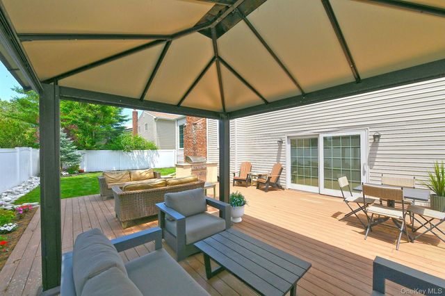 1932 Cynthia Lane, Merrick, NY 11566