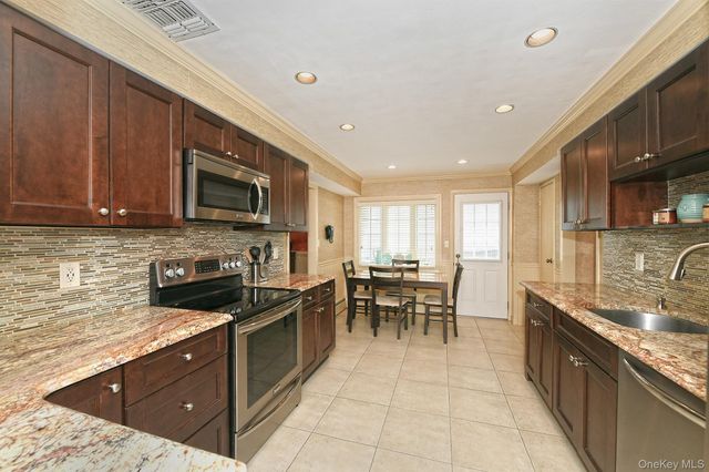 1932 Cynthia Lane, Merrick, NY 11566