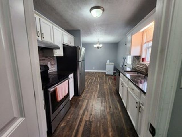 573 Somerset Ln, Clarksville, TN 37042