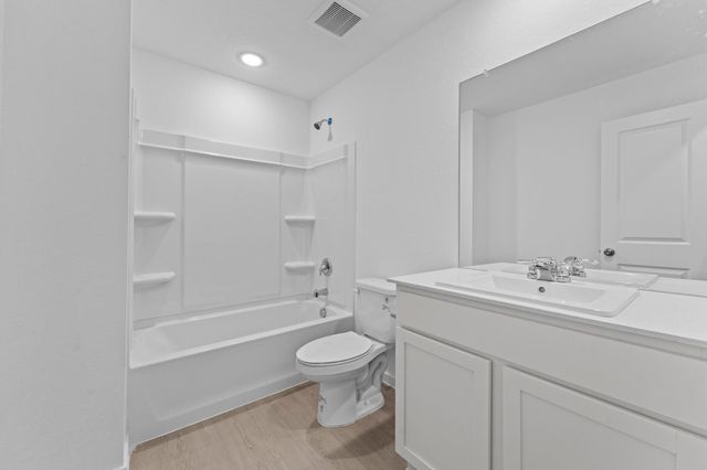 103 Ellendale PL, Fredericksburg, TX 78624