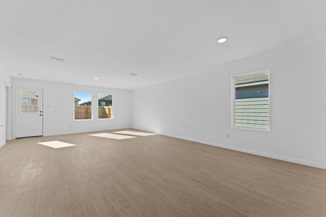 103 Ellendale PL, Fredericksburg, TX 78624