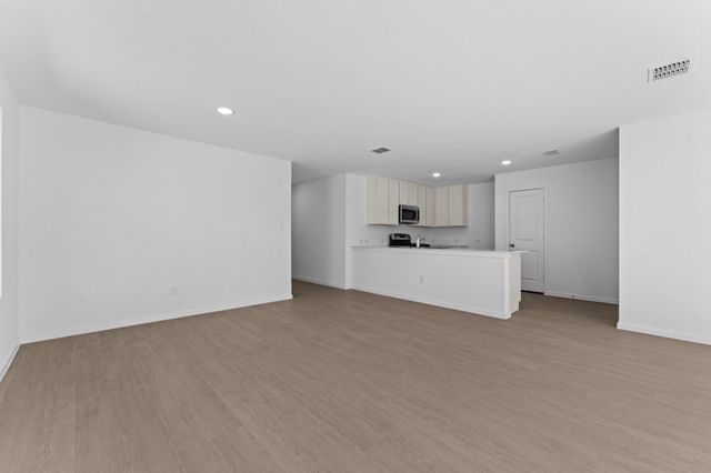 103 Ellendale PL, Fredericksburg, TX 78624