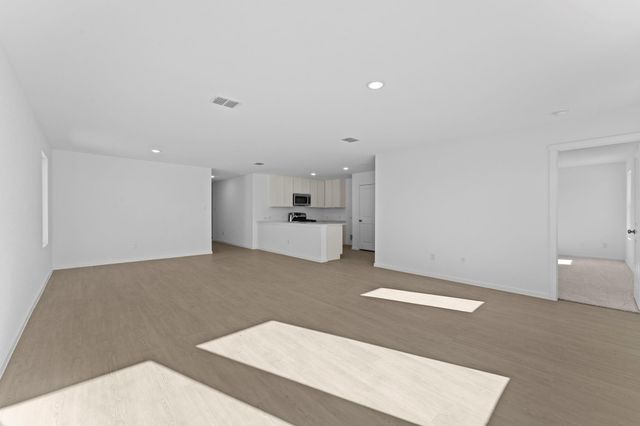 103 Ellendale PL, Fredericksburg, TX 78624