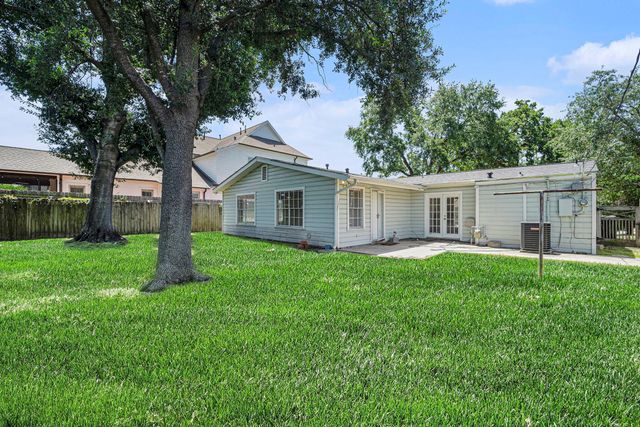 1720 Libbey Drive, Houston, TX 77018