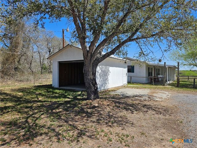 4821 Fm 467, Seguin, TX 78155