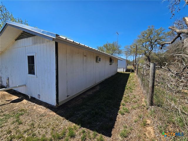 4821 Fm 467, Seguin, TX 78155
