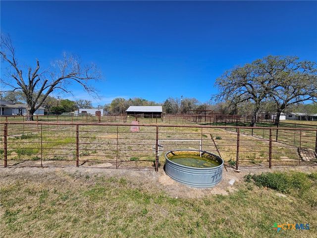 4821 Fm 467, Seguin, TX 78155
