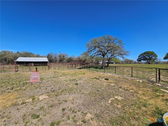 4821 Fm 467, Seguin, TX 78155