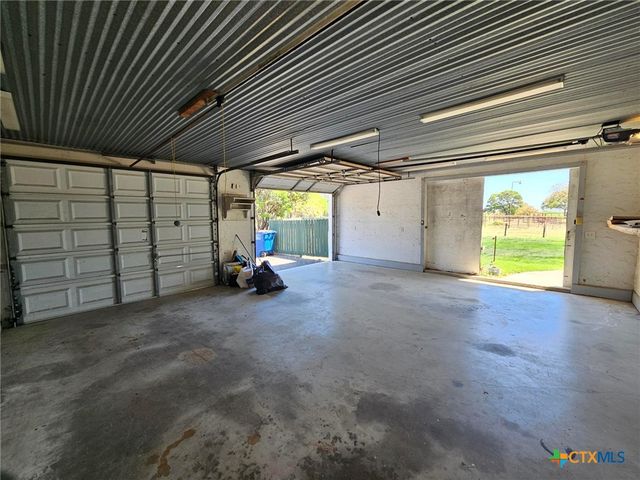 4821 Fm 467, Seguin, TX 78155