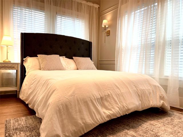 338 Cortlandt Street, Houston, TX 77007