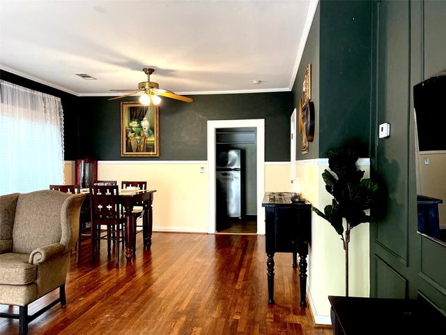 338 Cortlandt Street, Houston, TX 77007