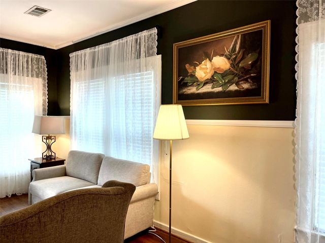 338 Cortlandt Street, Houston, TX 77007