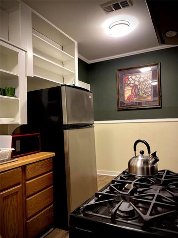 338 Cortlandt Street, Houston, TX 77007