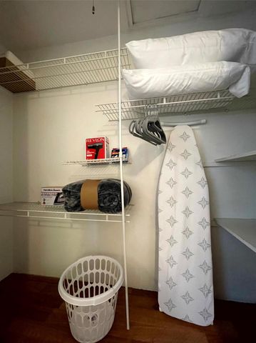 338 Cortlandt Street, Houston, TX 77007