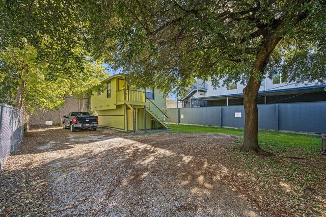 338 Cortlandt Street, Houston, TX 77007