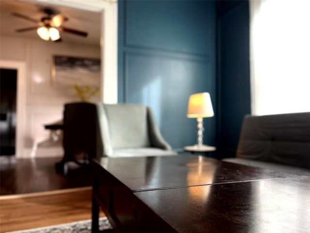 338 Cortlandt Street, Houston, TX 77007